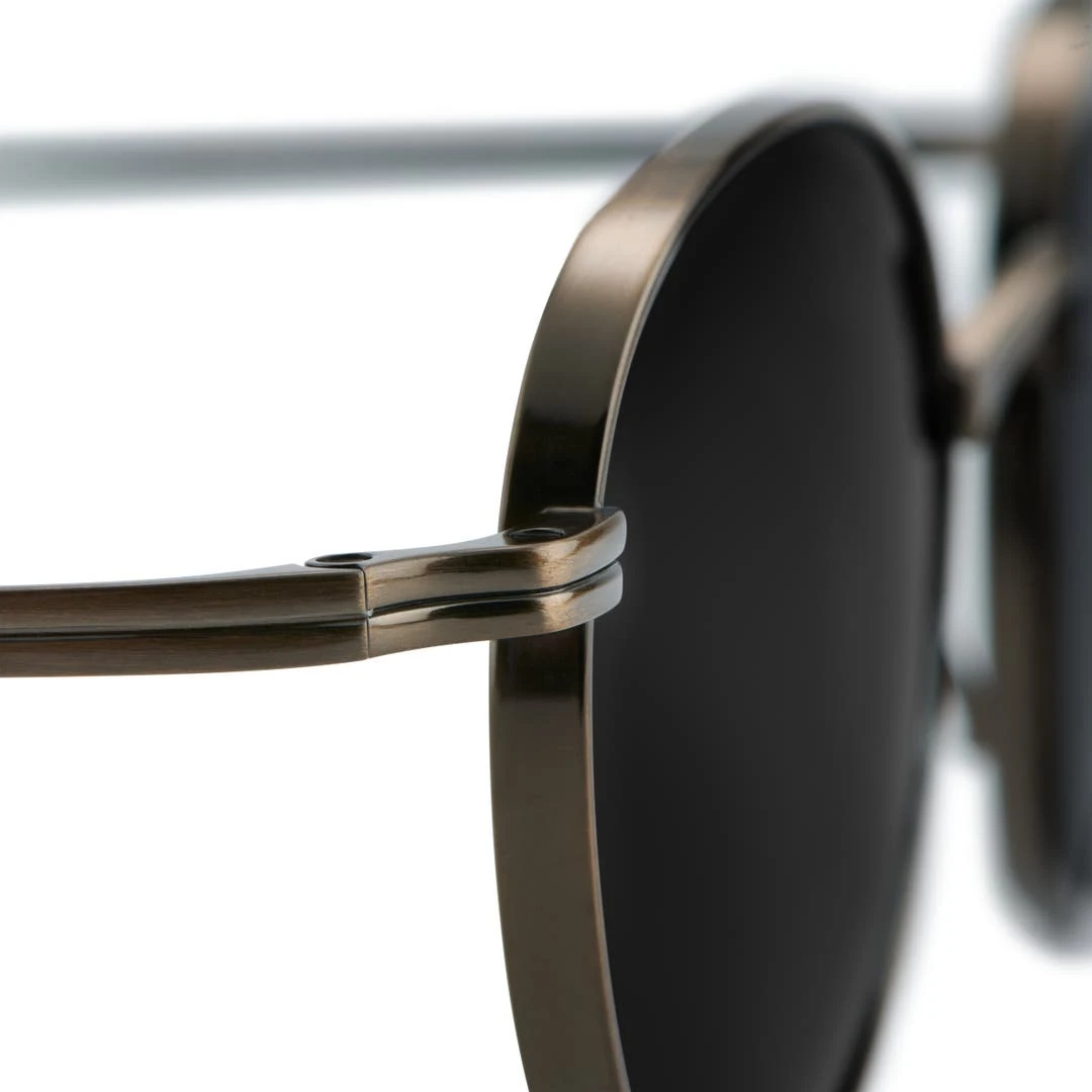 Arkai Occasus | Lunettes De Soleil En Titane Couleur Cuivre à Verres Ronds Polarisés 6 Arkai Occasus | Lunettes De Soleil En Titane Couleur Cuivre à Verres Ronds Polarisés – Image 6