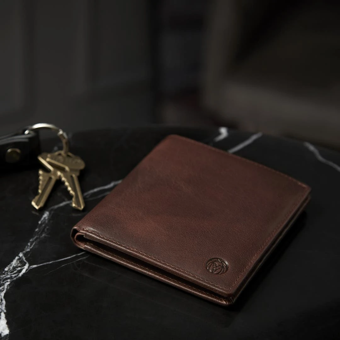 Lucleon Portefeuille En Cuir Montréal De Couleur Havane RFID 3 Lucleon Portefeuille En Cuir Montréal De Couleur Havane RFID – Image 3