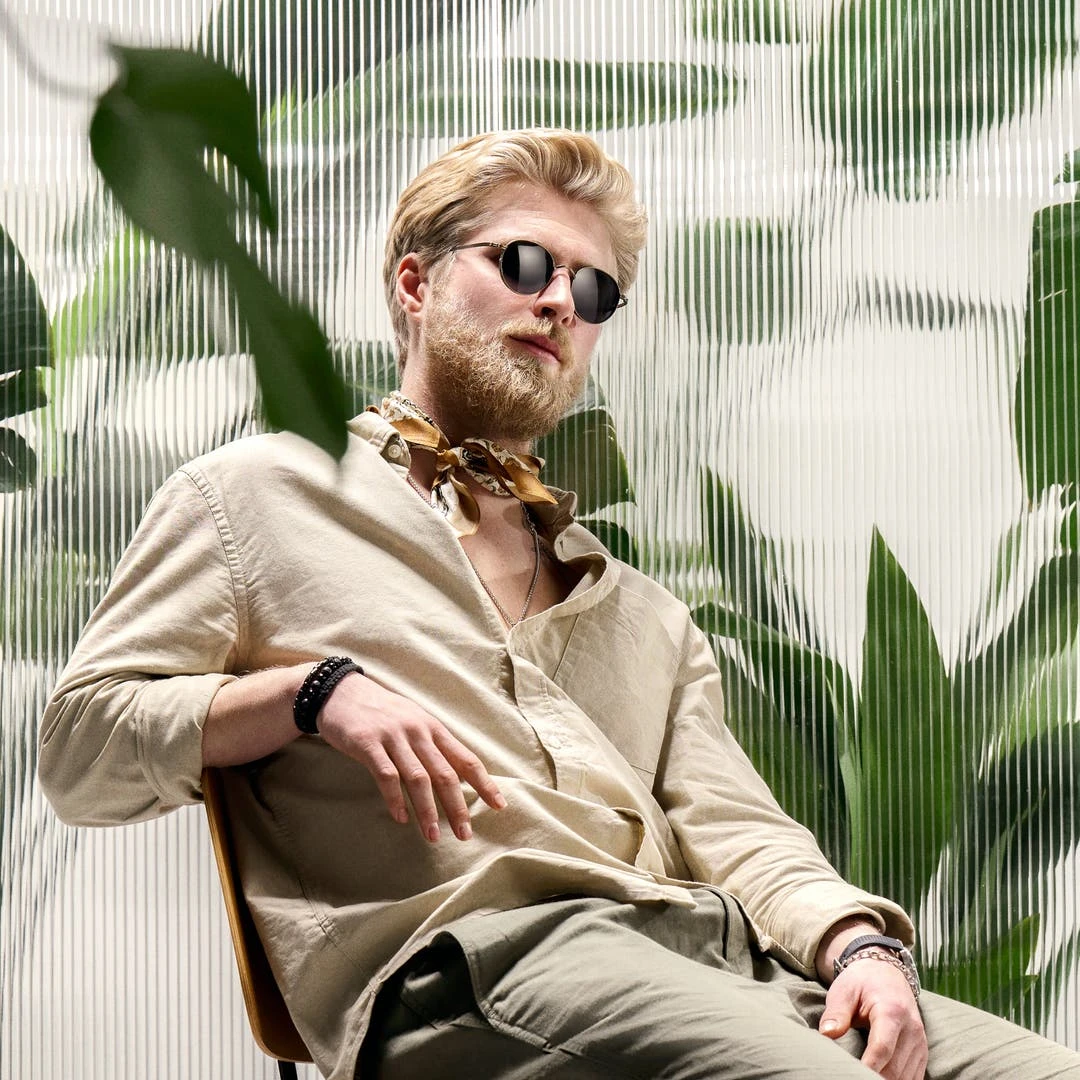 Arkai Occasus | Lunettes De Soleil En Titane Couleur Cuivre à Verres Ronds Polarisés 4 Arkai Occasus | Lunettes De Soleil En Titane Couleur Cuivre à Verres Ronds Polarisés – Image 4