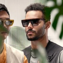 Otsu Occasus | Lunettes De Soleil Carrées Rétro à Motif écaille Et Verres Noirs Polarisés -Chapeau Fawler en ligne rst spring 23 otsu sunglasses square tigerblack 1d