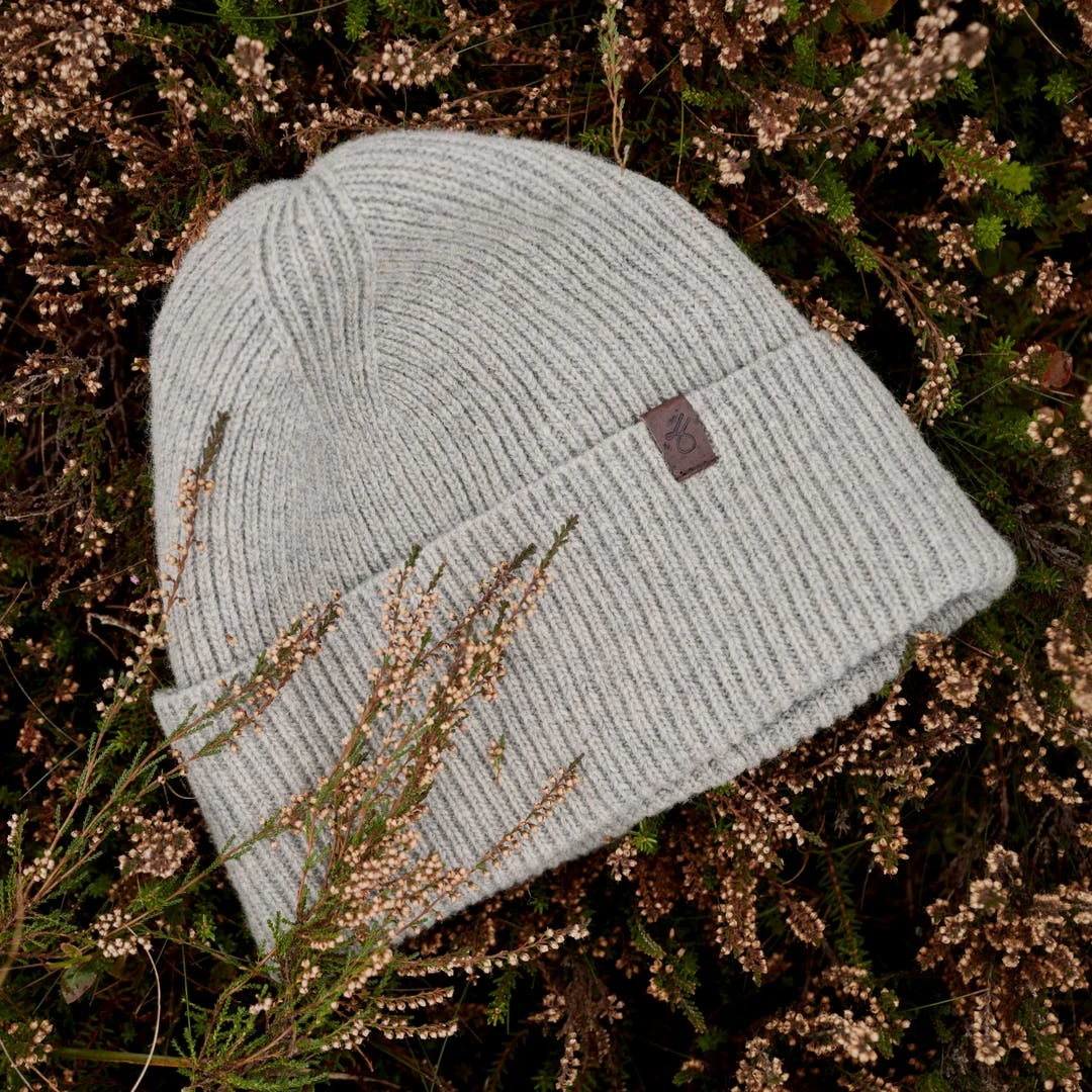 Fawler Hiems | Bonnet Gris à Revers En Laine Recyclée 2 Fawler Hiems | Bonnet Gris à Revers En Laine Recyclée – Image 2