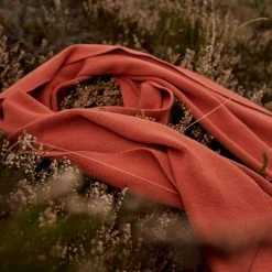 Sidegren Hiems | Écharpe Orange En Coton Recyclé -Chapeau Fawler en ligne ste hiem scarves hats and gloves collection 26418 1