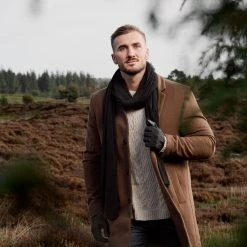 Sidegren Hiems | Écharpe Noire En Coton Recyclé 9 Sidegren Hiems | Écharpe Noire En Coton Recyclé -Chapeau Fawler en ligne ste hiems scarves hats and gloves collection 26413 26461 rinalds 1x1 2 1