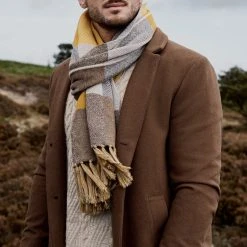 Sidegren Hiems | Écharpe à Carreaux En Coton Recyclé Marron Et Jaune -Chapeau Fawler en ligne ste hiems scarves hats and gloves collection 26420 rinalds 1x1 3