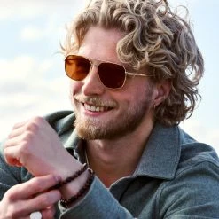 Waykins Lunettes De Soleil Dorées Wolcott Thea Dorées à Verres Bruns -Chapeau Fawler en ligne ste megashoot2 sunglasses 10 22895